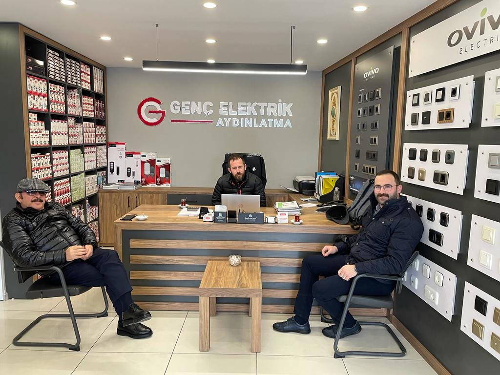 Borel Elektrik yönetim kurulu başkanı Selami Tarım ve Işıldar Karadeniz bölge müdürü Murat Mert Elikara Beyler Firmamızı ziyaret etti.