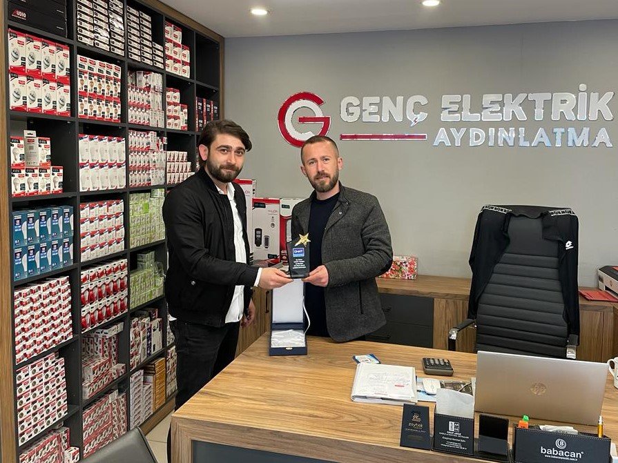 Chint Turca Tarafından Şirketimize Bayilik Plaketi verildi